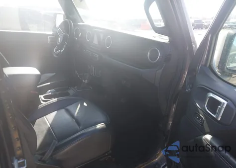 2018 Jeep Wrangler Unlimited Sahara 4X4 z USA, uszkodzony, nr VIN 1C4HJXEG7JW209748